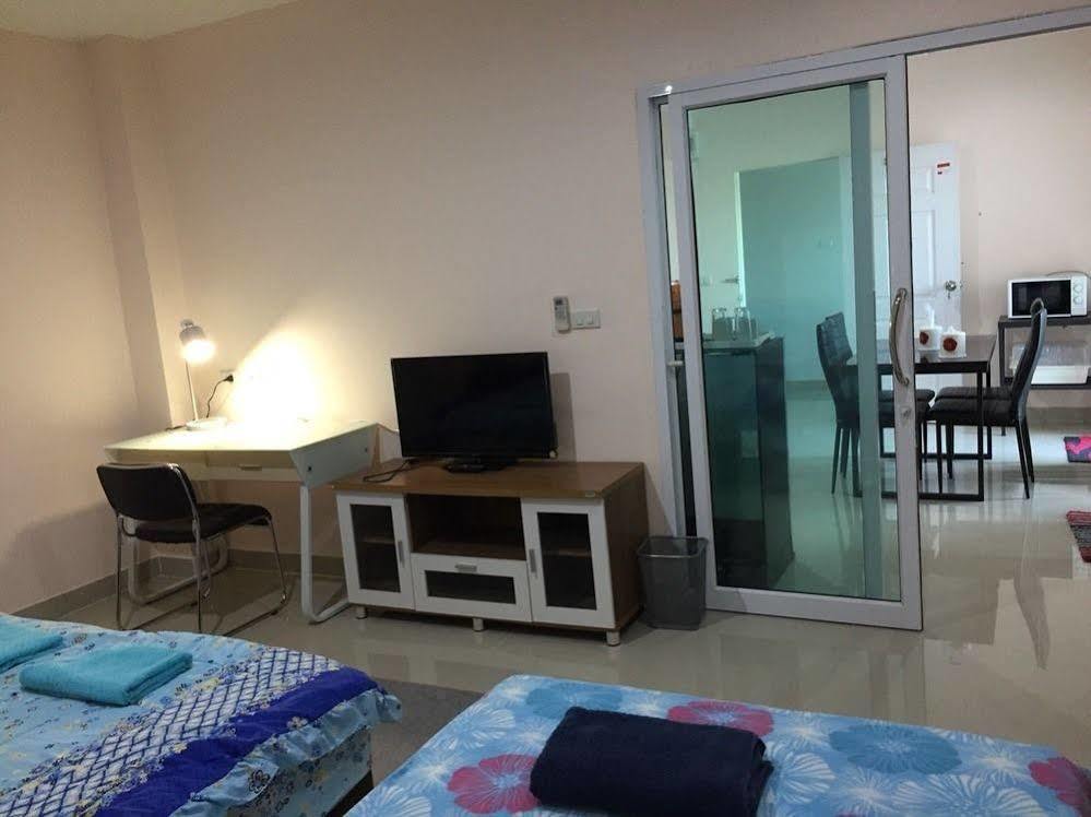 Connect Apartment Nakhonratcsaszima Kültér fotó
